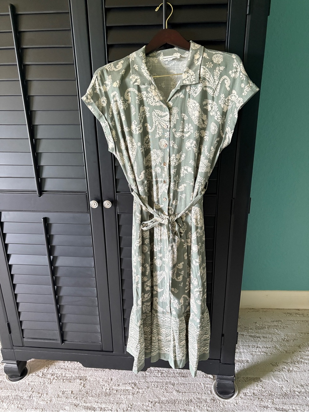 Lucky Brand Sage Green Paisley Button-Front Maxi Dress